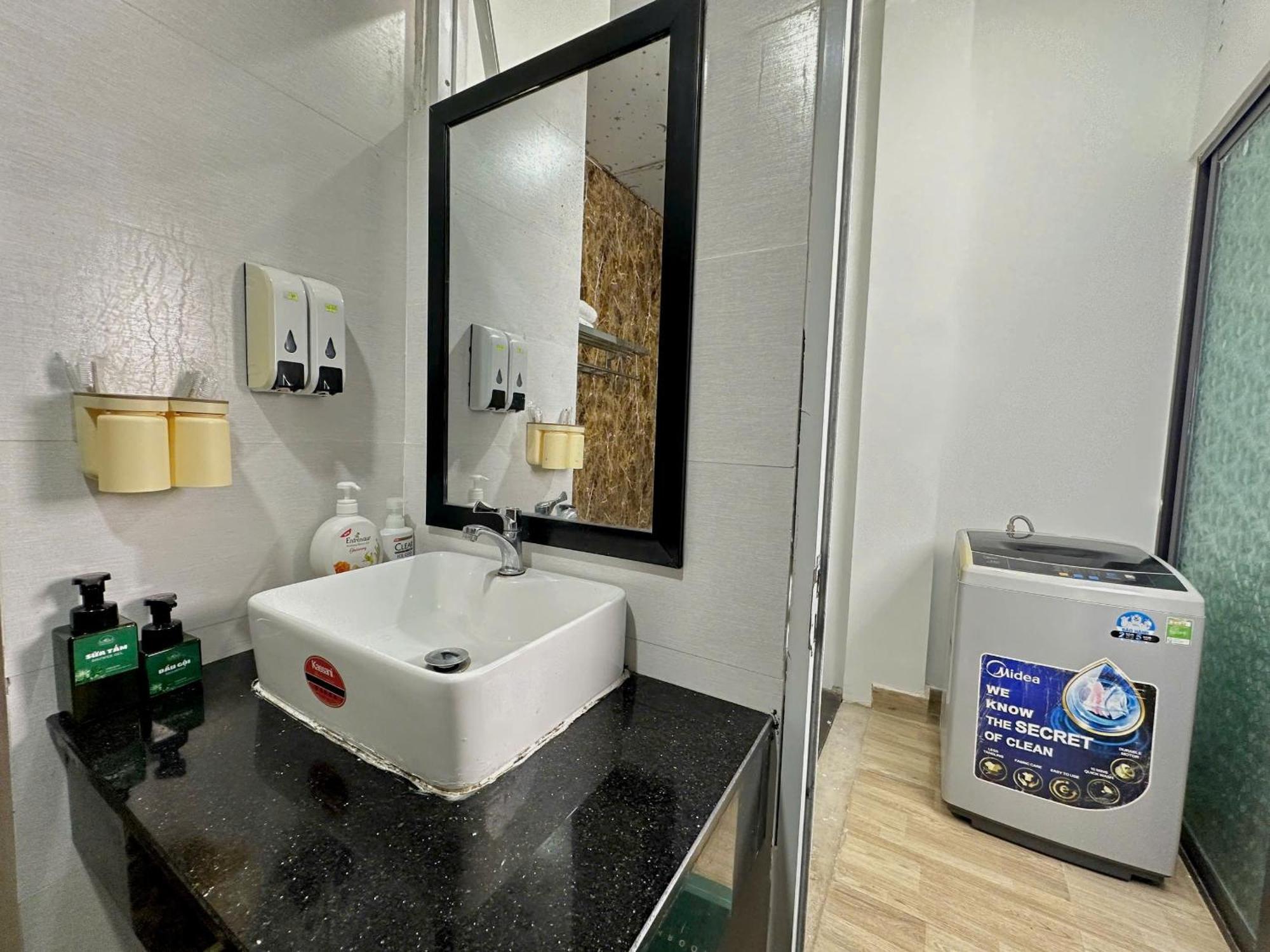 Corgi House Beachstay Danang Exterior photo